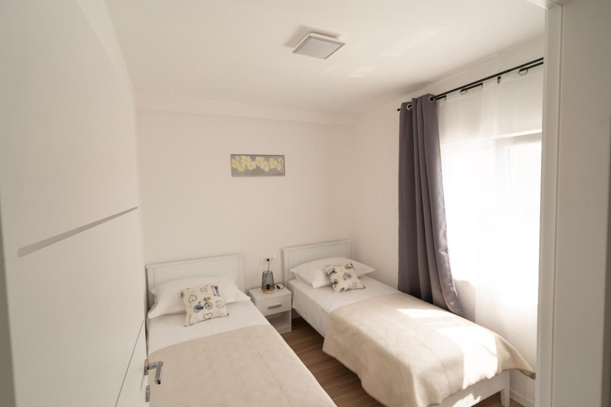 Pave&Ema Apartman Konjevrate Exteriör bild